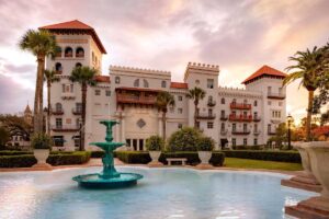 Image of the pool and fountain at the Casa Monica Resort and Spa in St. Augustine, FL.