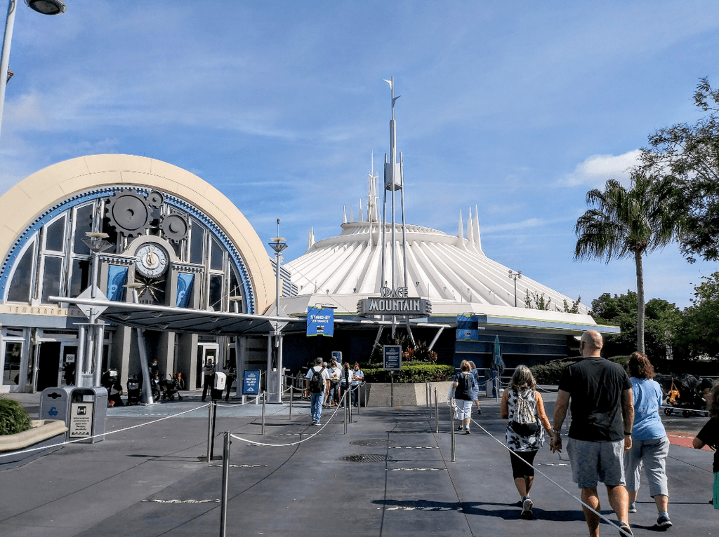 space mountain magic kingdom