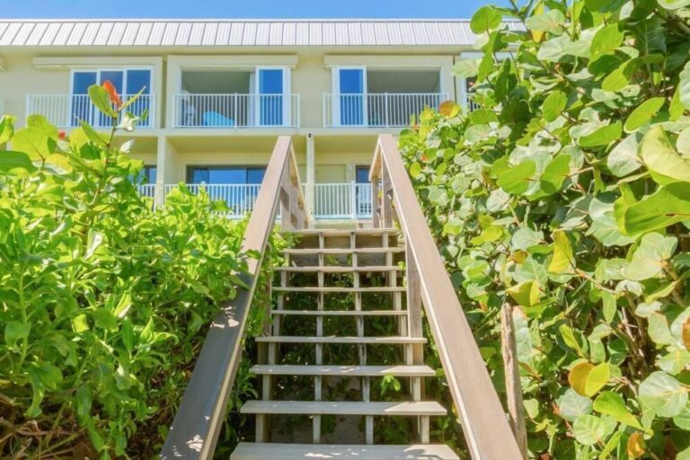 Stairwell from the beach to tuckaway shores in Indiantlantic, one of the little know, but most popular affordable beachfront hotels in florida