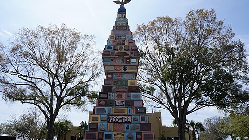 monument of states kissimmee