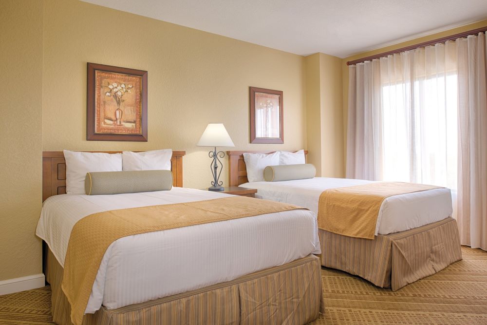 club wyndham guest room